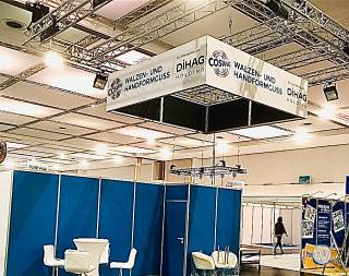 Messestand Rigging und Beleuchtung